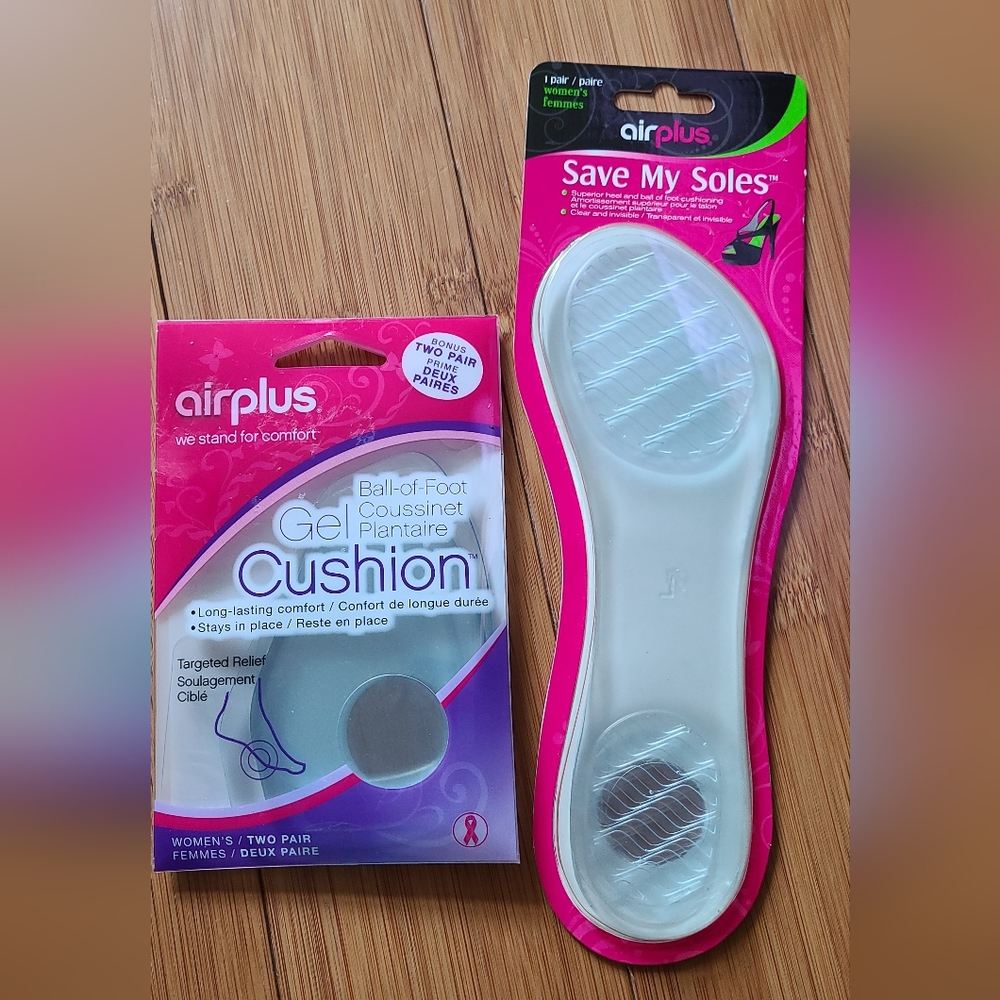 3 pair of insoles